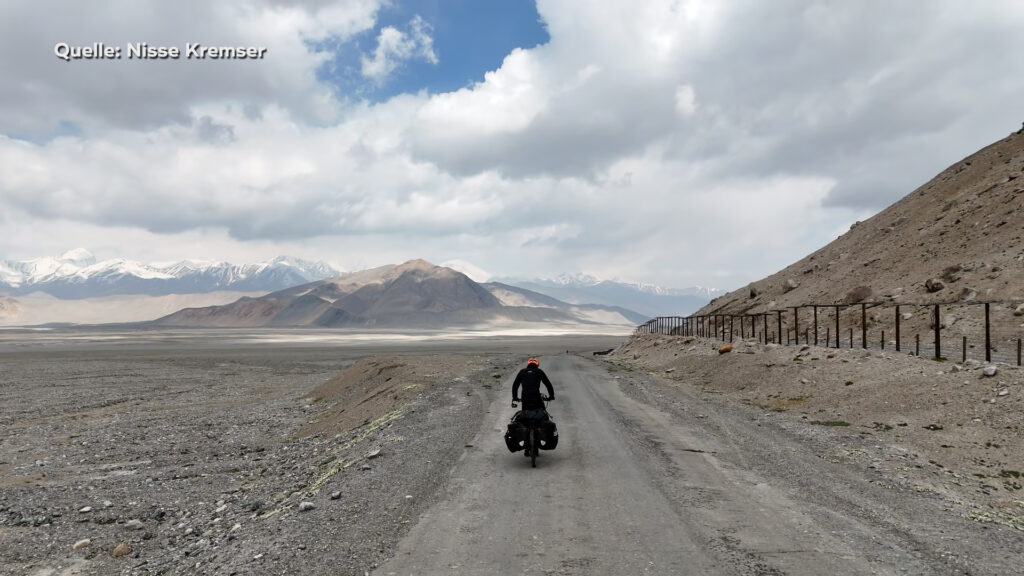 Darmstädter radelt mit dem Fahrrad 20.350 Kilometer bis nach Singapur
