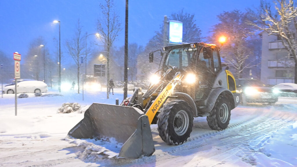 Heftiger Schneefall sorgt in Hessen für Probleme