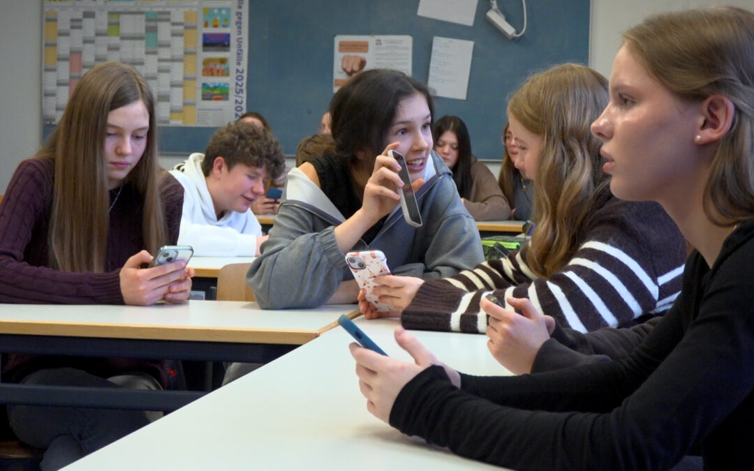 Diskussion um social media-Verbot für Jugendliche
