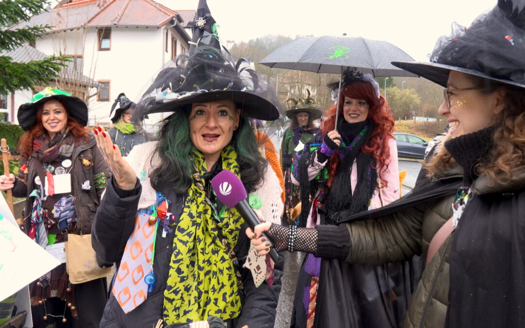 Stumpfwaldhexen feiern Altweiber in Ramsen
